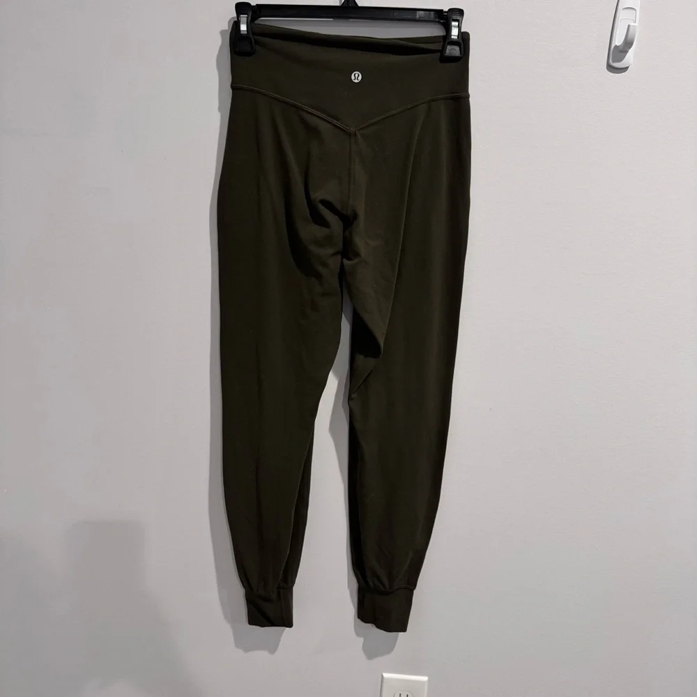 Lululemon‎ Align Jogger 28” Olive green size 4